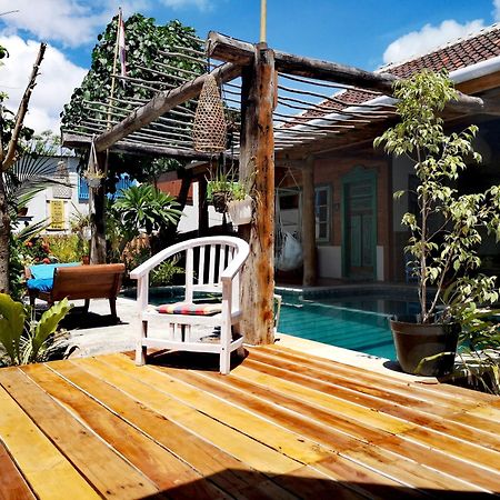 Villa La Vida Gili Trawangan Exterior photo