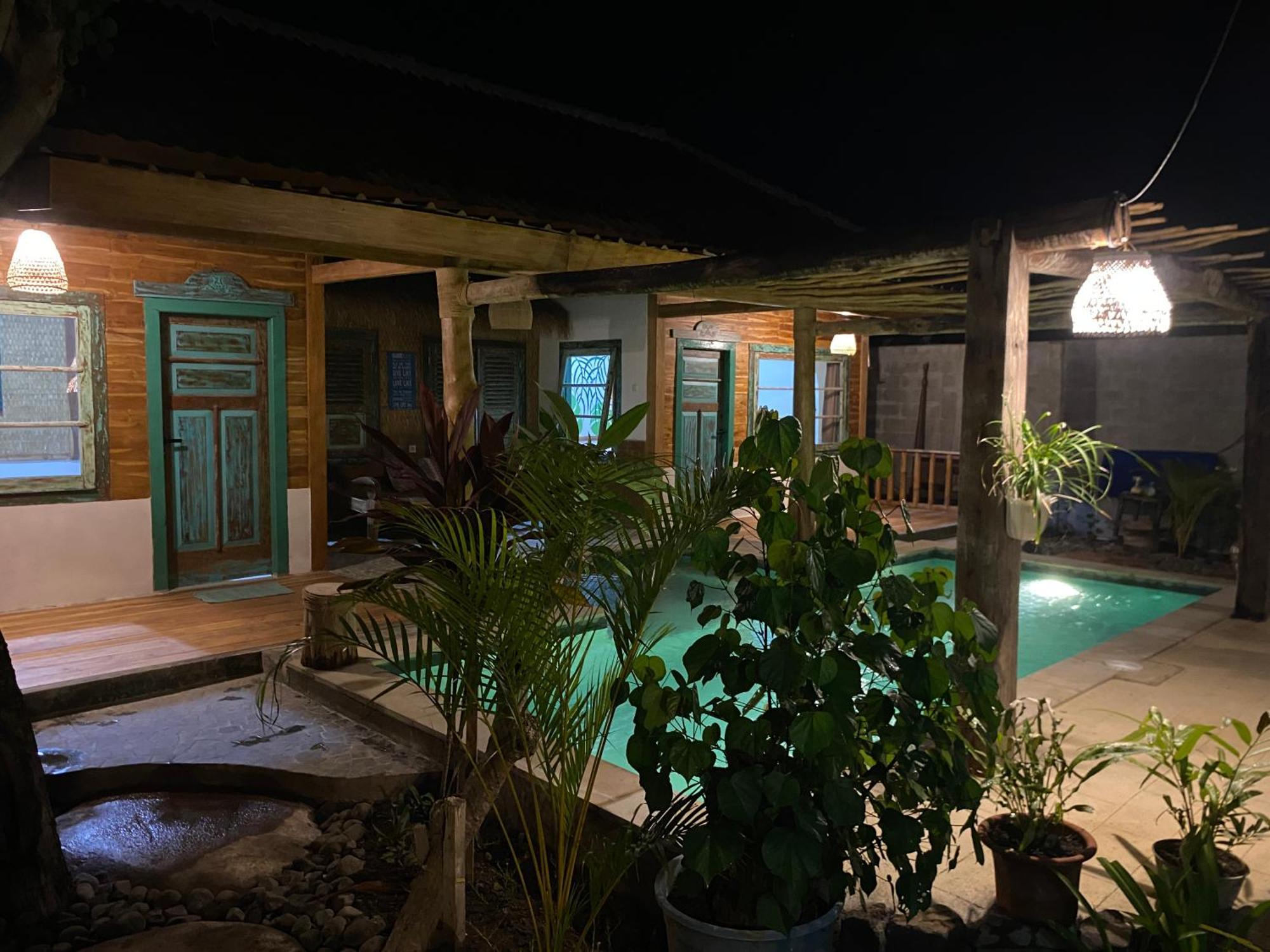 Villa La Vida Gili Trawangan Exterior photo