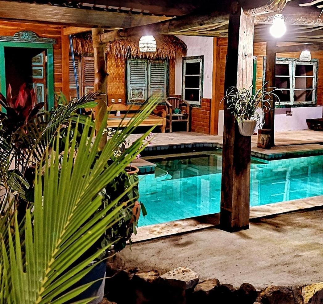 Villa La Vida Gili Trawangan Exterior photo