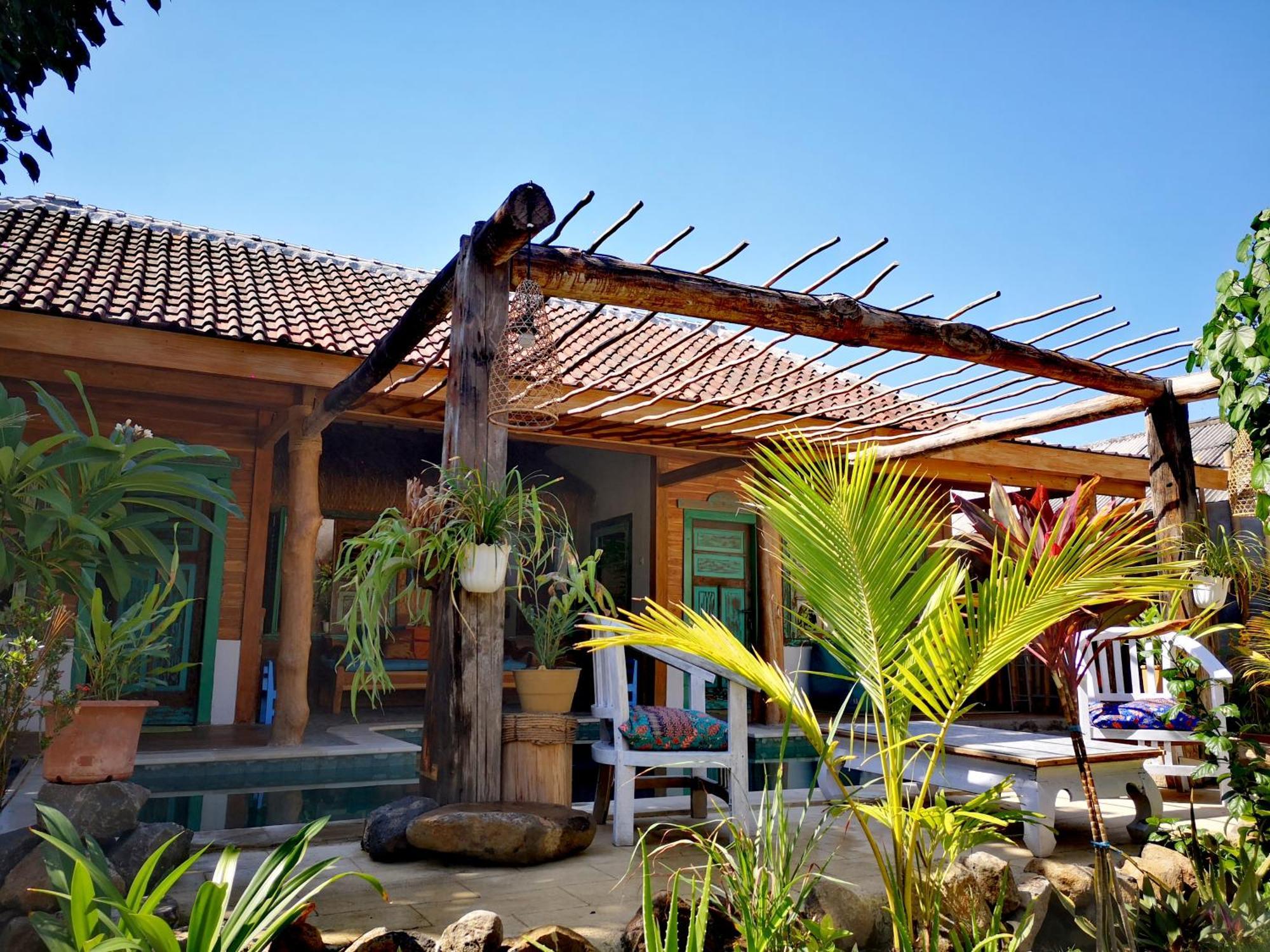Villa La Vida Gili Trawangan Exterior photo